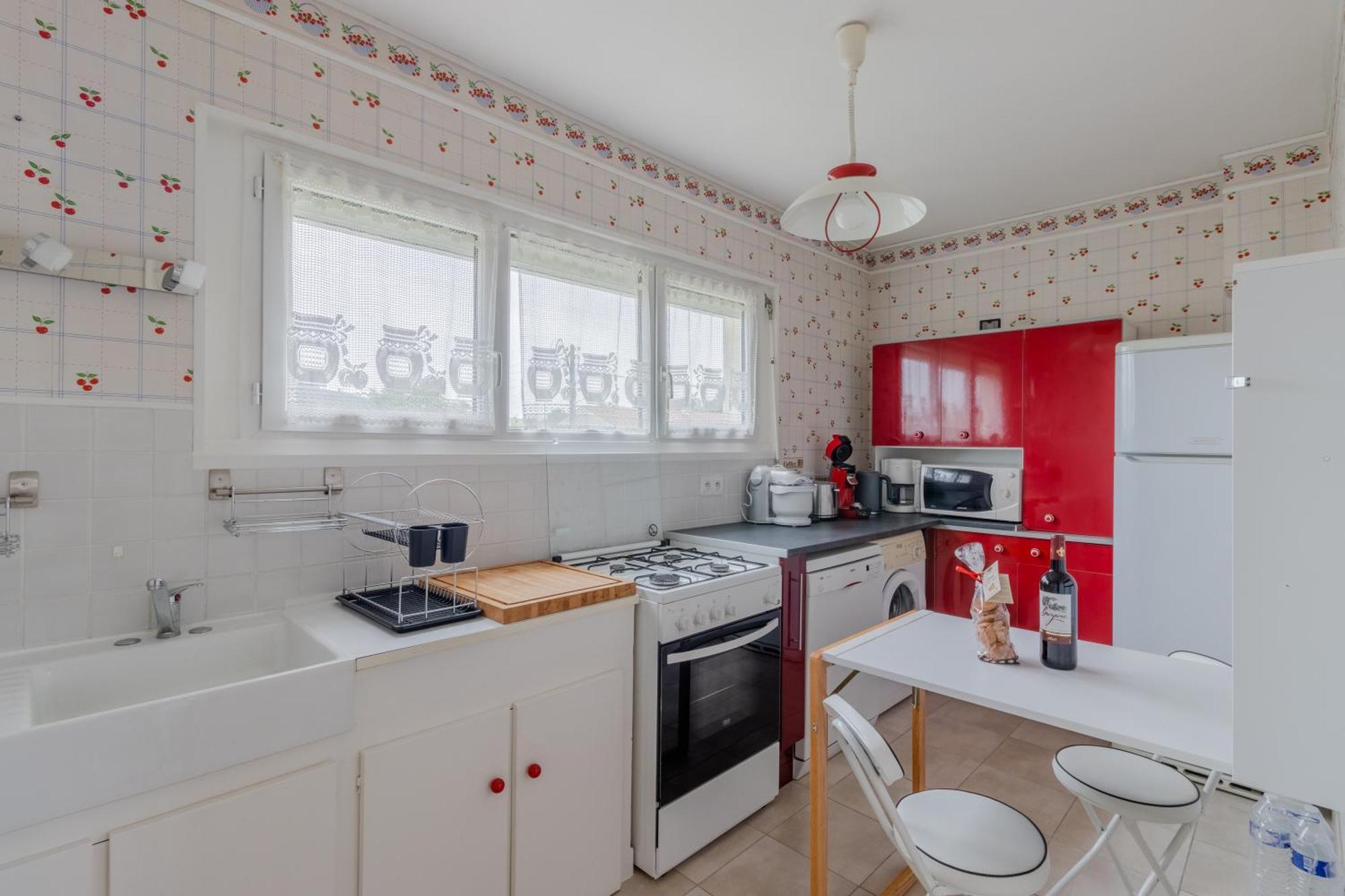 Apartamento Lumineux, Bien Situe Et Tres Calme + Parking Prive Le Bugue Exterior foto